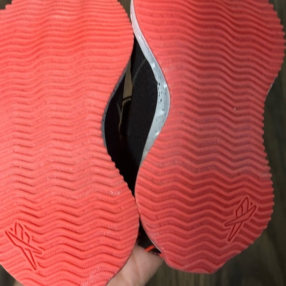 NWOT Reebok Black and Pink Athletic Sneakers - Picture 4 of 6